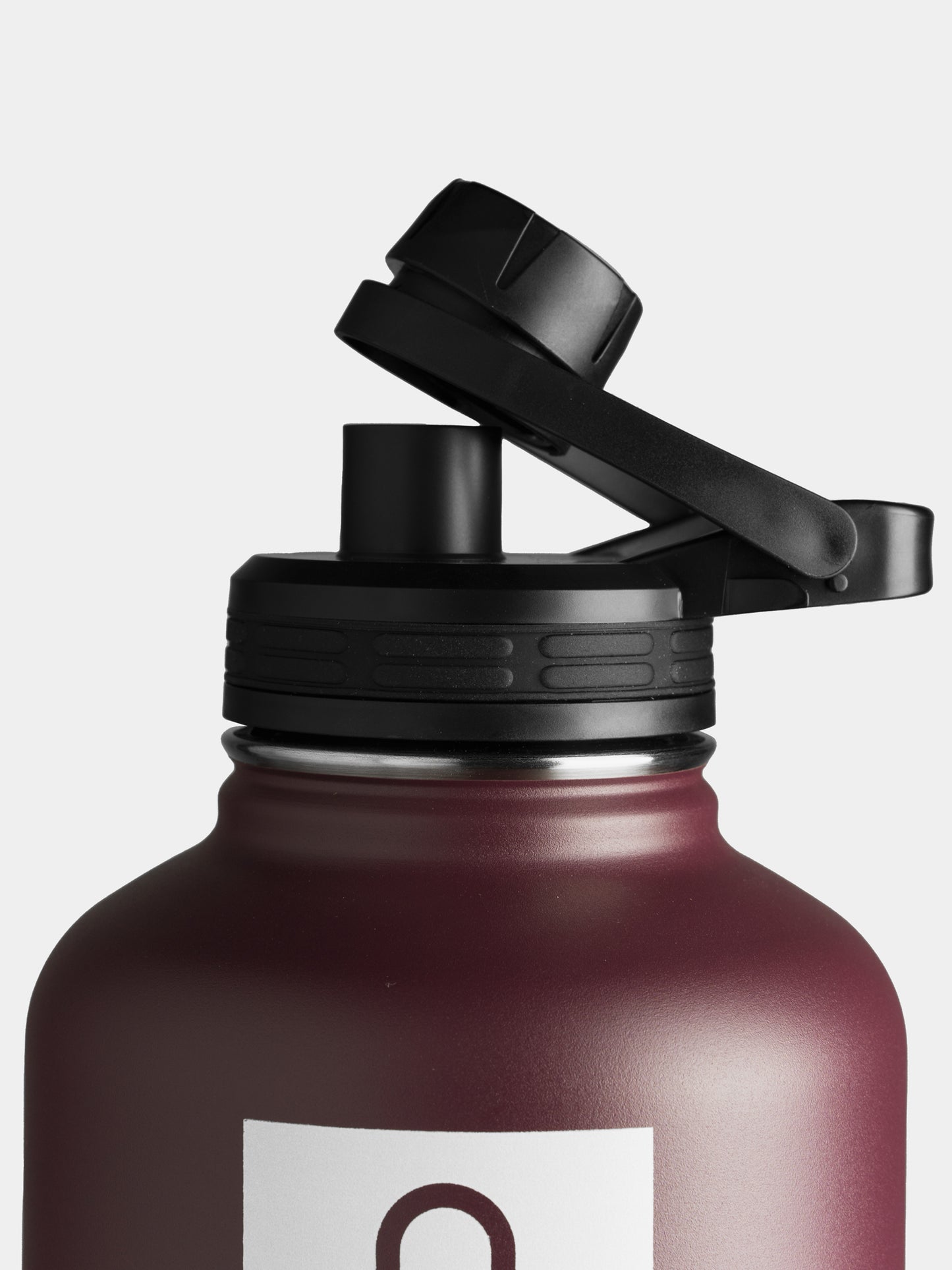 64 oz Summit Water Bottle - Simple Modern. 