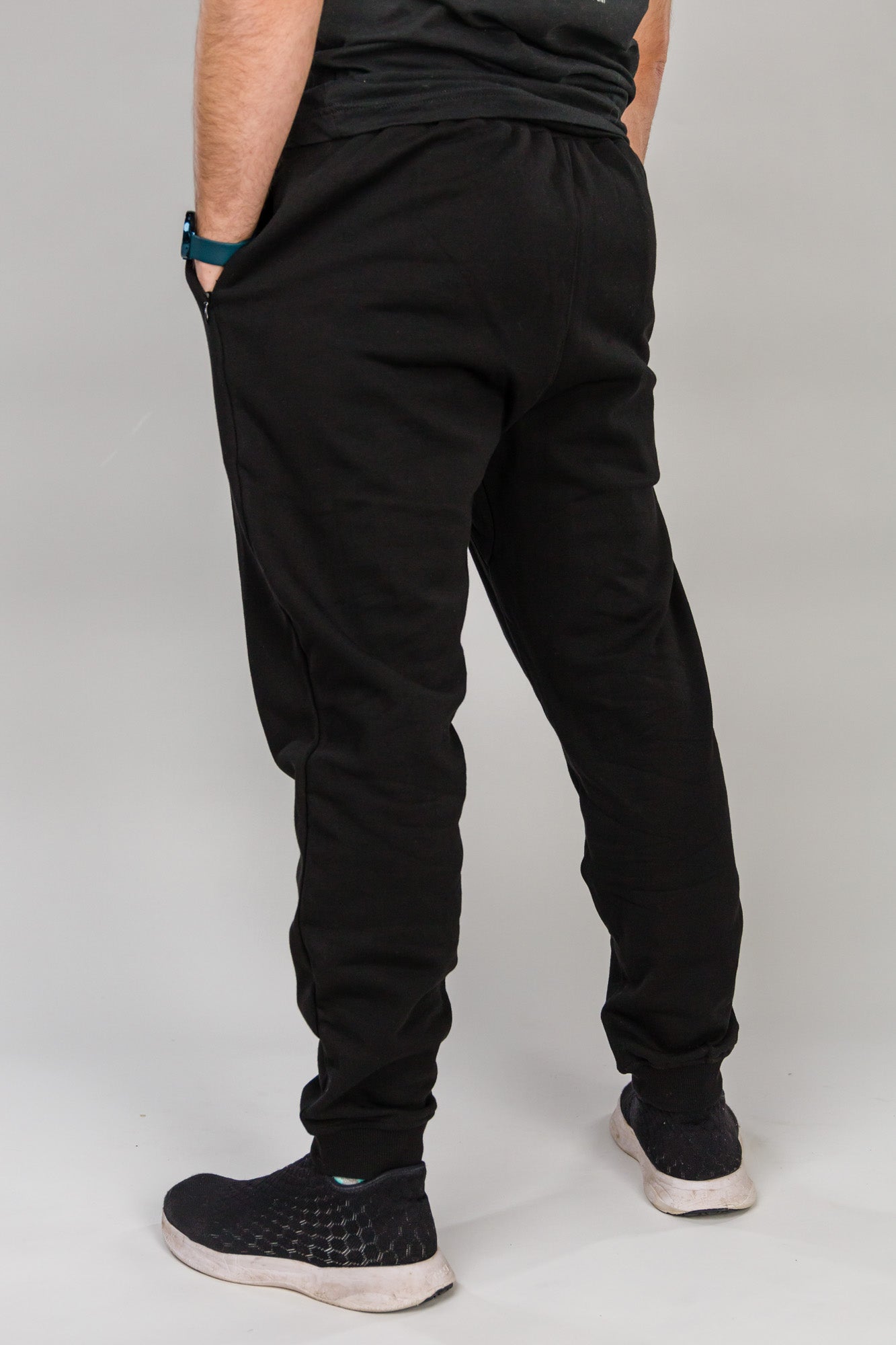 Stealth Sweatpants – Linus Tech Tips Store